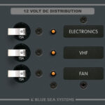 „Blue Sea Systems“ nuolatinės srovės 3POS skydelis